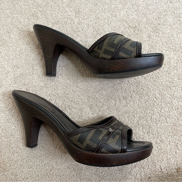 Fendi Vintage Monogram Heels - Picture 5 of 9